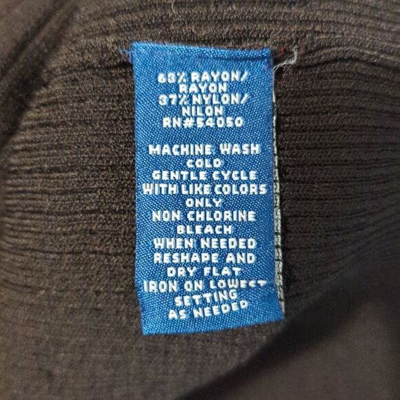 XL LIGHTWEIGHT cardigan Evan picone missing top button - Picture 5 of 5